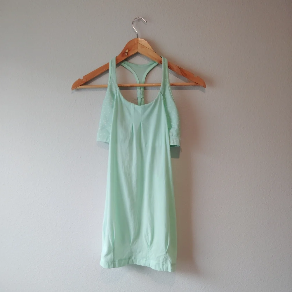 Lululemon Sleeveless Cut Out Tank Top - Picture 2 of 4